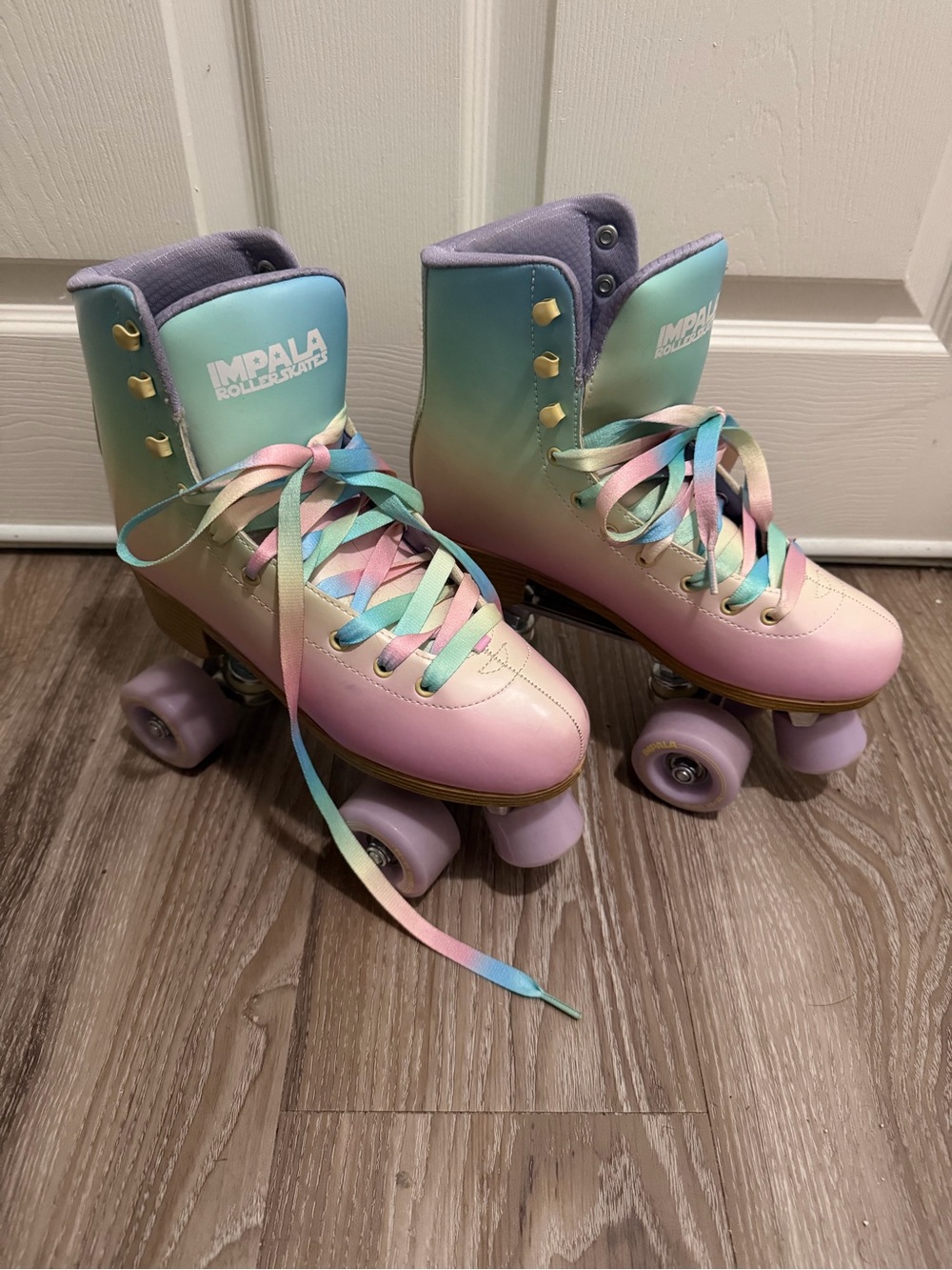 Impala Pastel Gradient Roller Skates - Pink & Mint